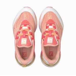 NWTPuma Women’s coral Sneakers